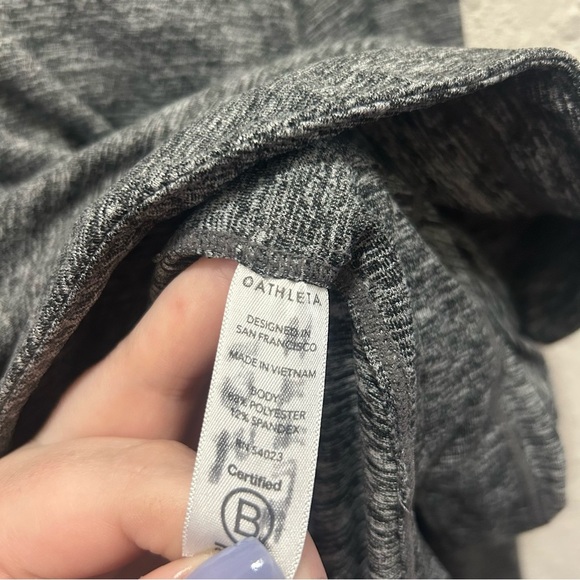 Athleta Uptempo Long Sleeve Athletic Top in Dark Heather Grey Small - Picture 6 of 7